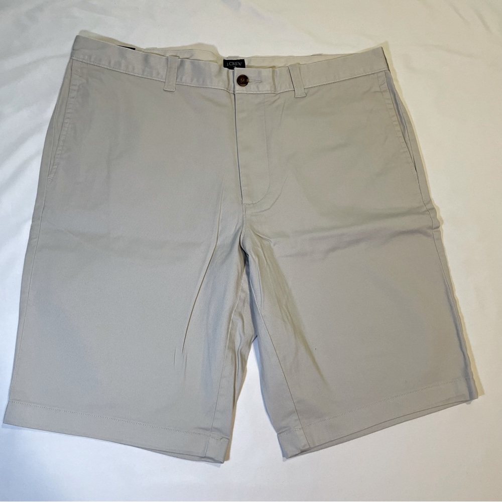 J Crew - Men’s Shorts, Size 36 - 9” inseam (NWT!)